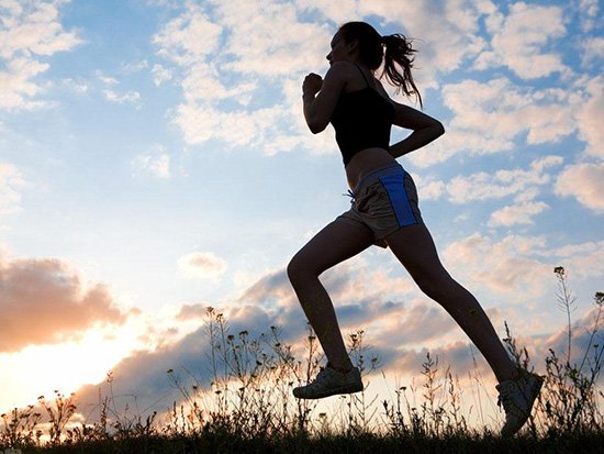 走和跑，哪个健身减肥效果更好？